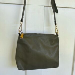 Elegant Steve Madden Olive Green Leather Shoulder Bag